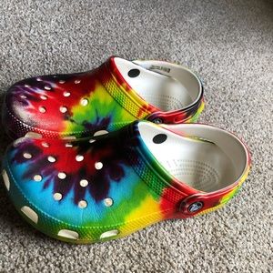 Tie-Dye Rainbow Crocs